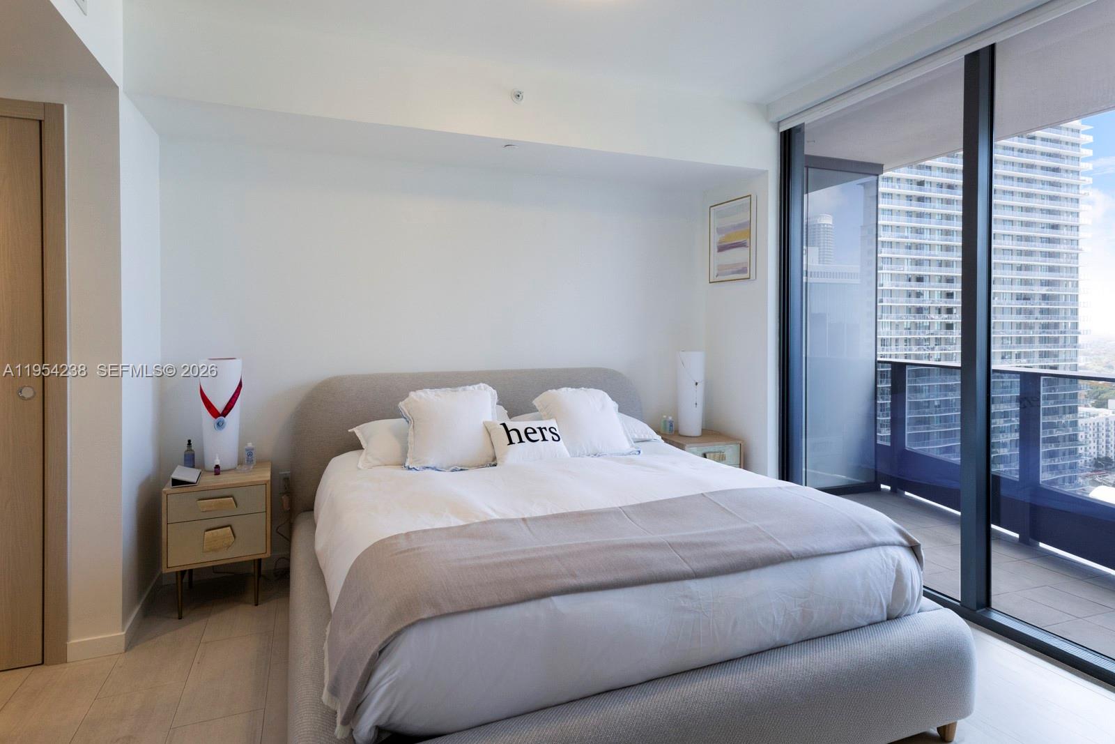 image Brickell Flatiron6