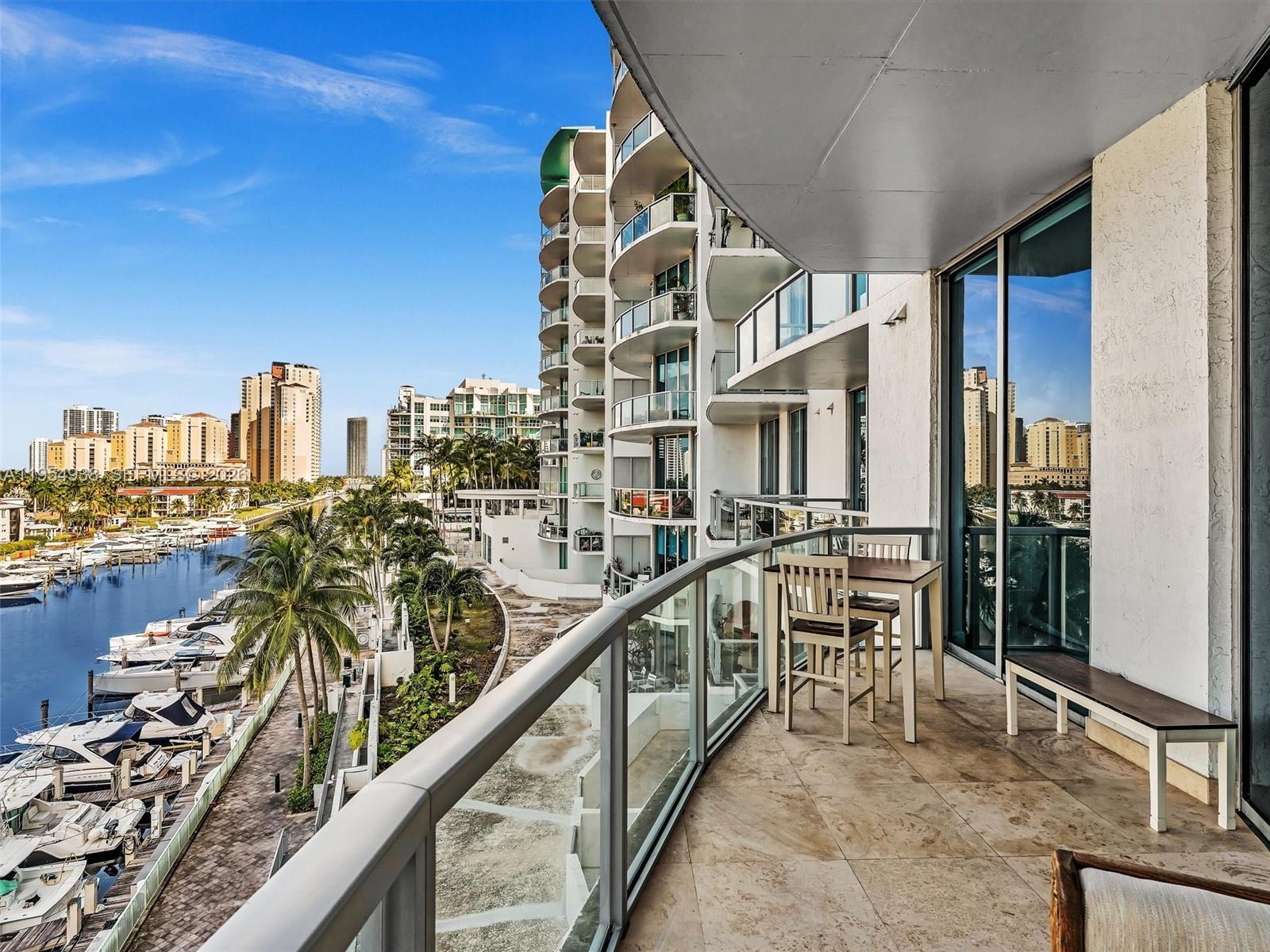 image Uptown Marina Lofts11