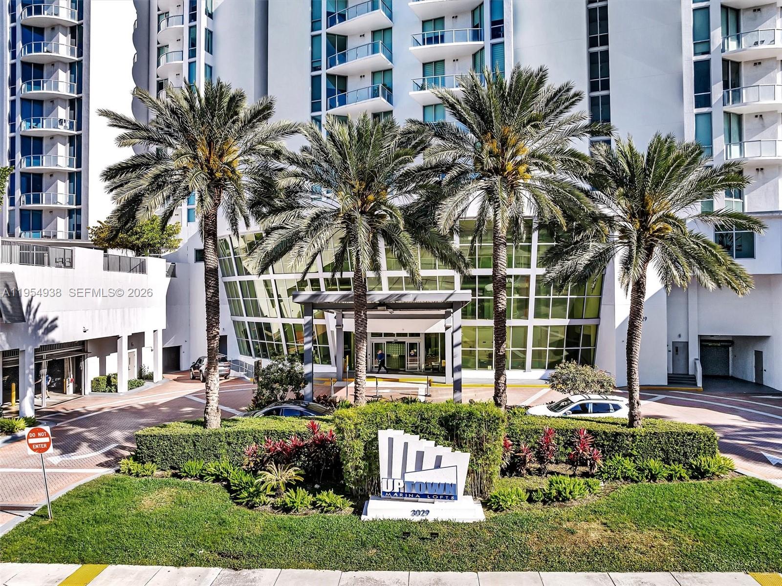 image Uptown Marina Lofts60