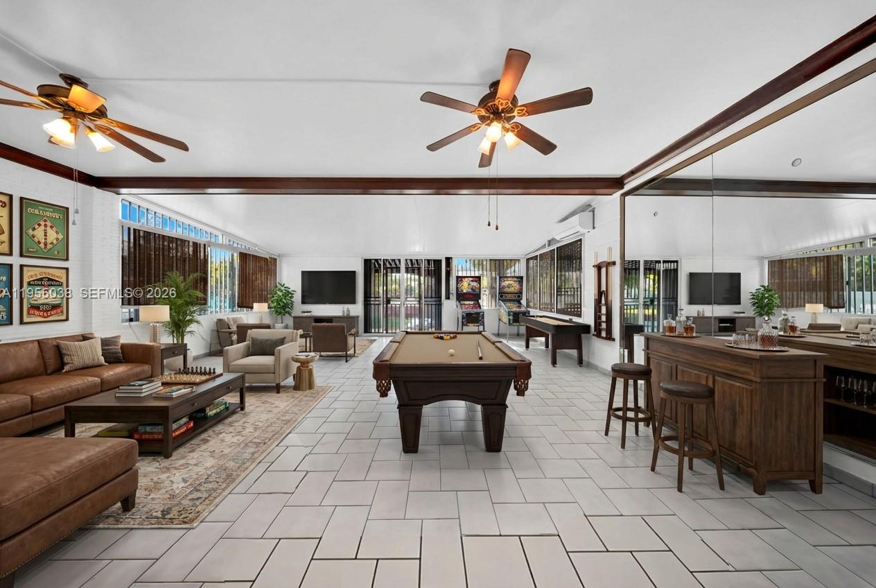 520 Morningside Dr Miami Springs, FL 33166