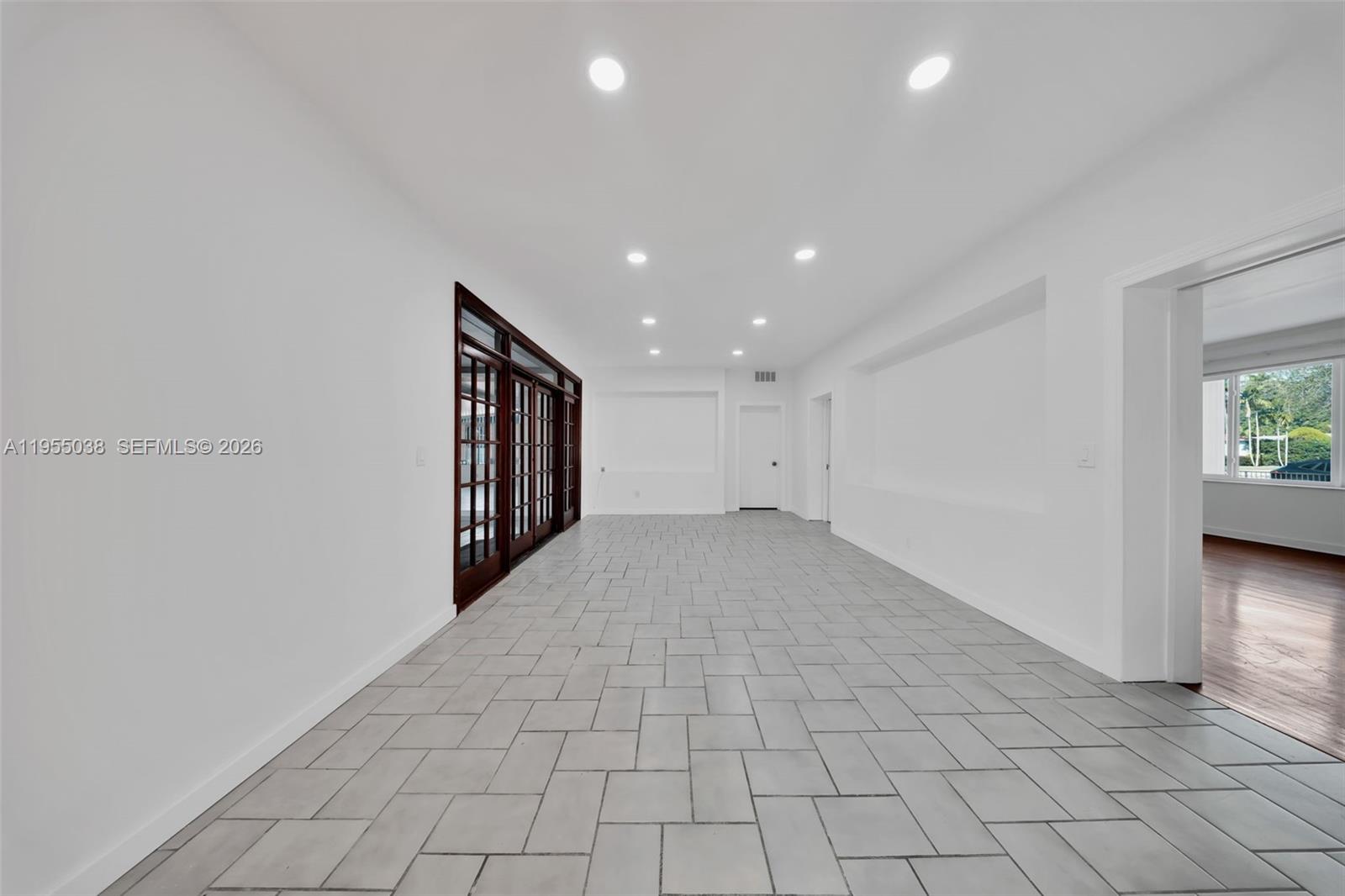 520 Morningside Dr Miami Springs, FL 33166