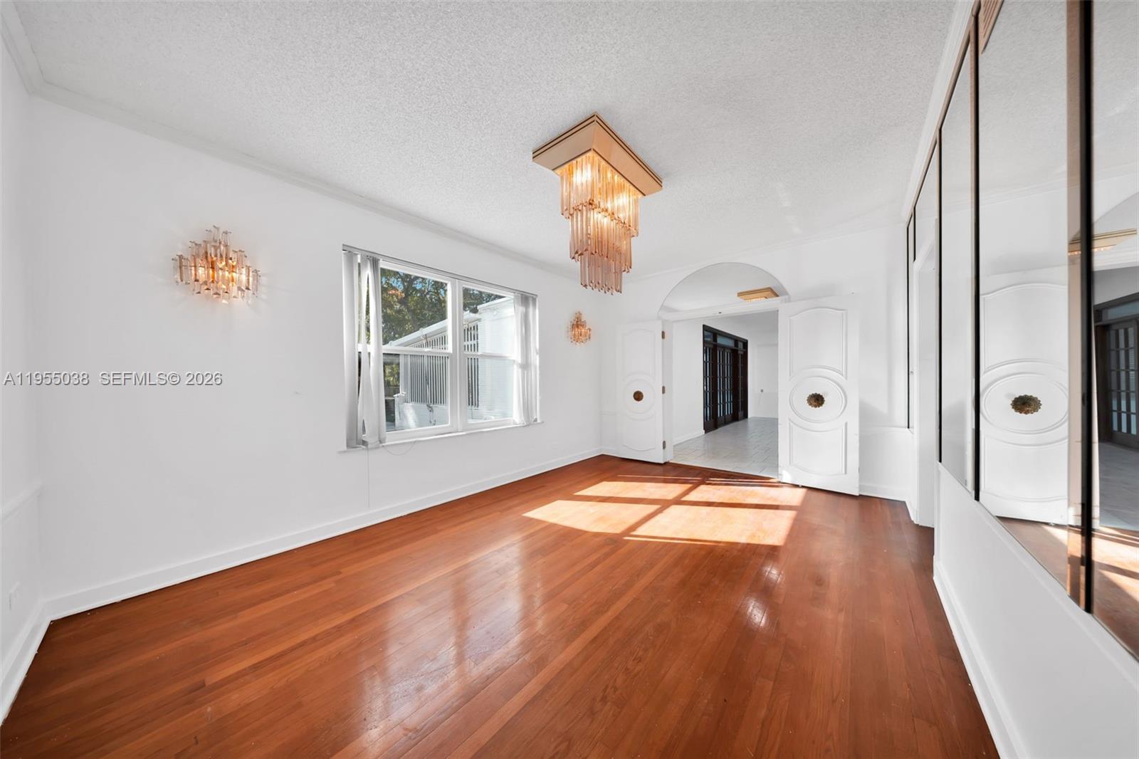 520 Morningside Dr Miami Springs, FL 33166