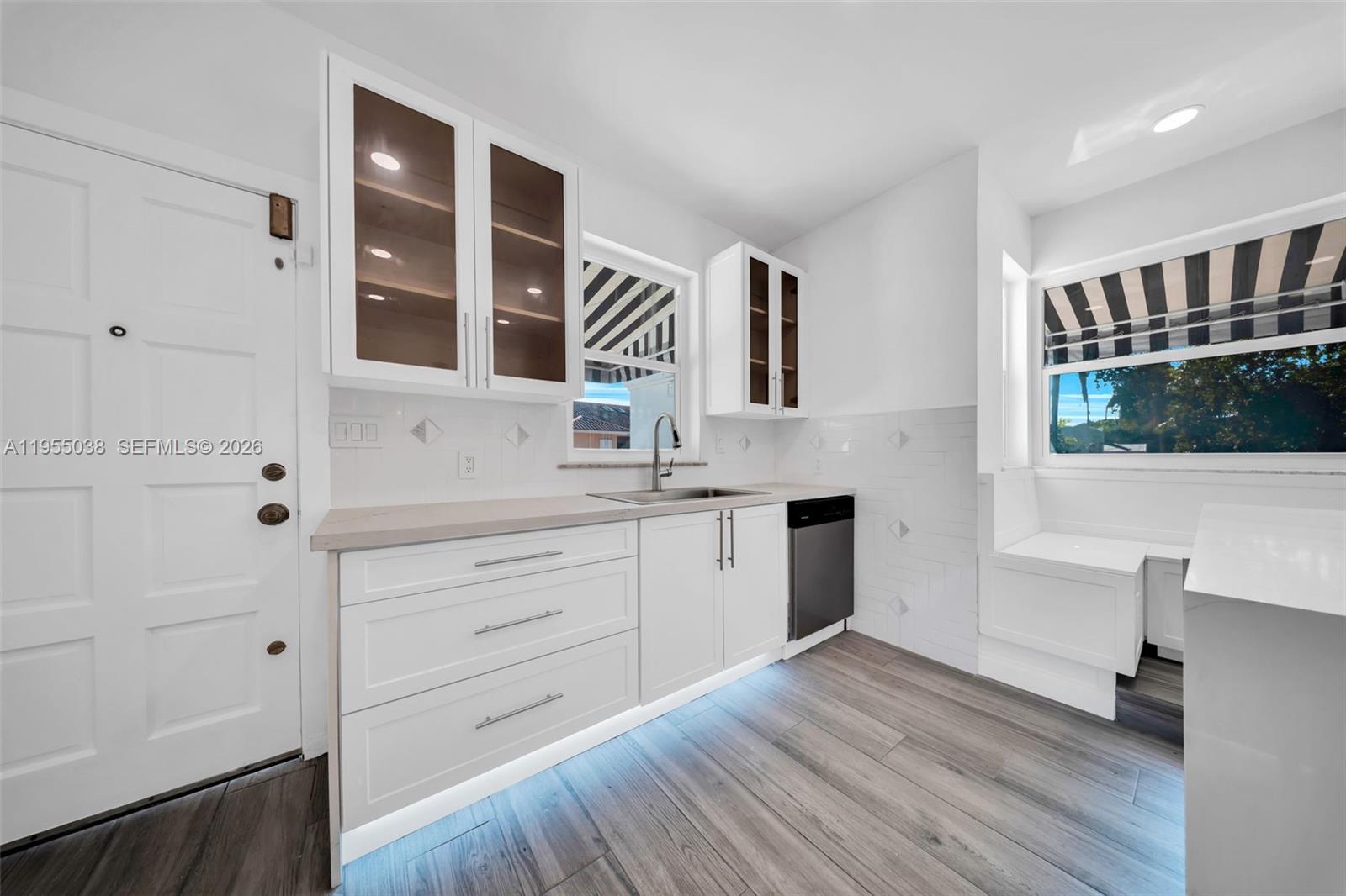 520 Morningside Dr Miami Springs, FL 33166