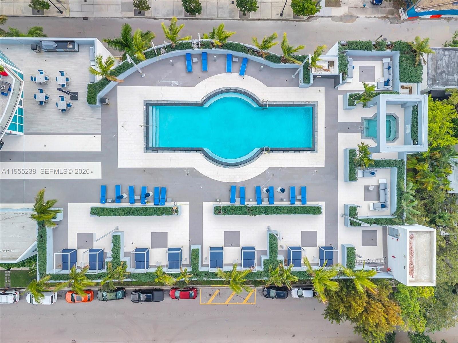 image Platinum Condominium19