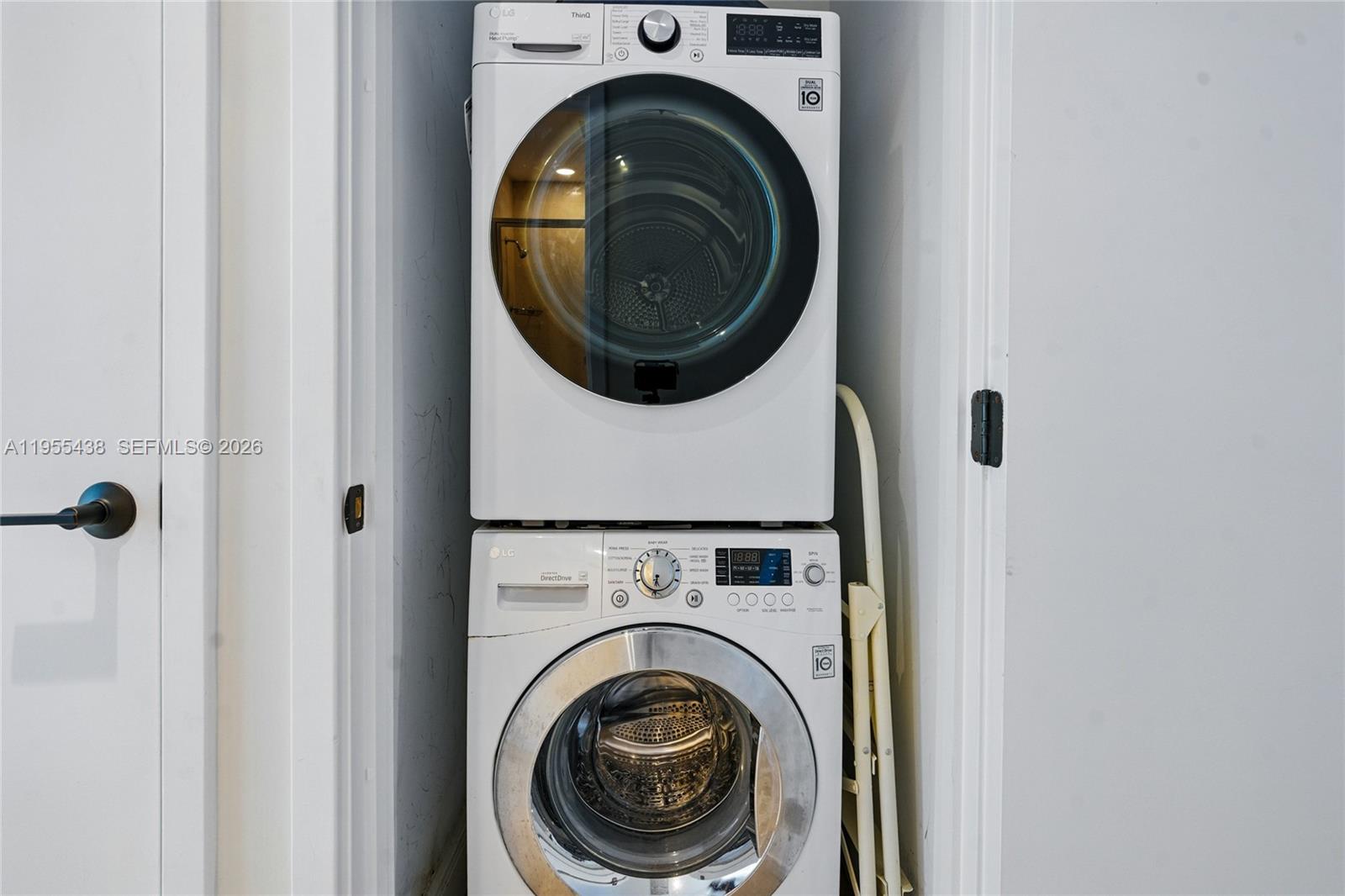 image The Carillon South Tower32