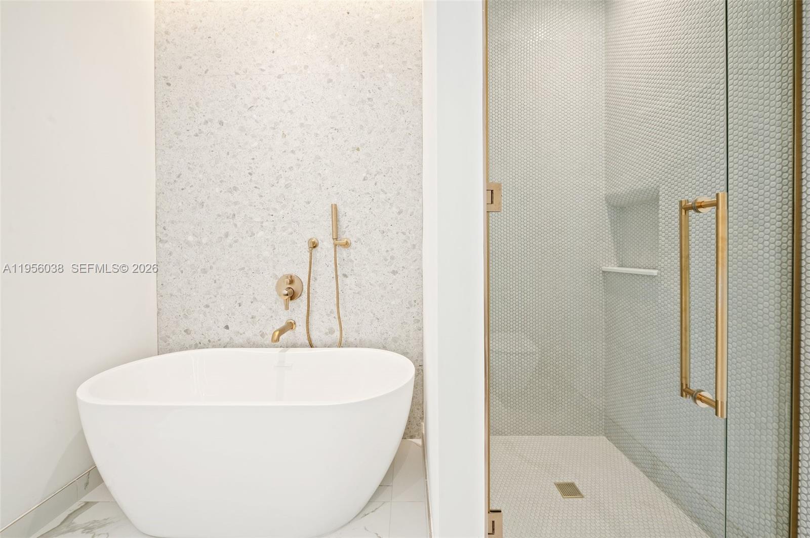 2655 S Bayshore Dr #805 Miami, FL 33133