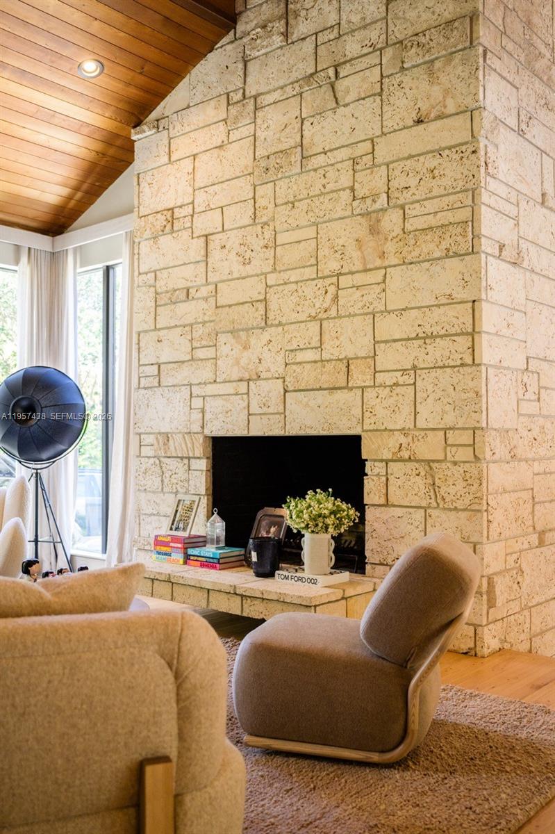 5902 SW 105th St Pinecrest, FL 33156