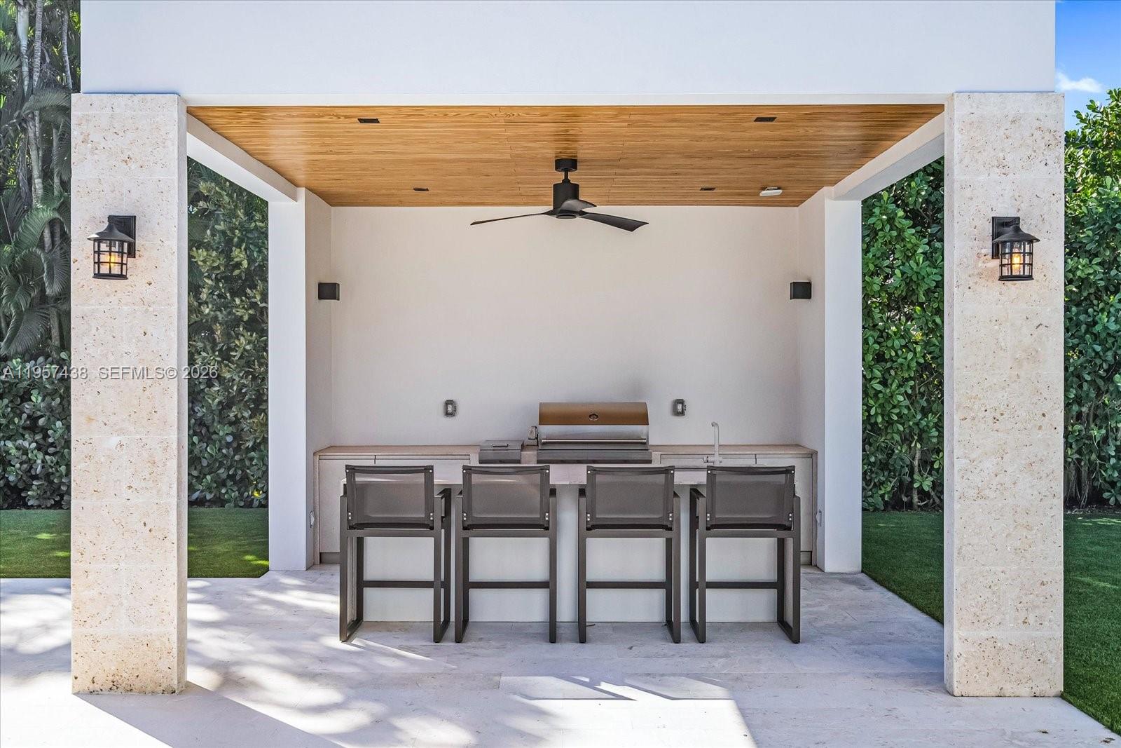 5902 SW 105th St Pinecrest, FL 33156