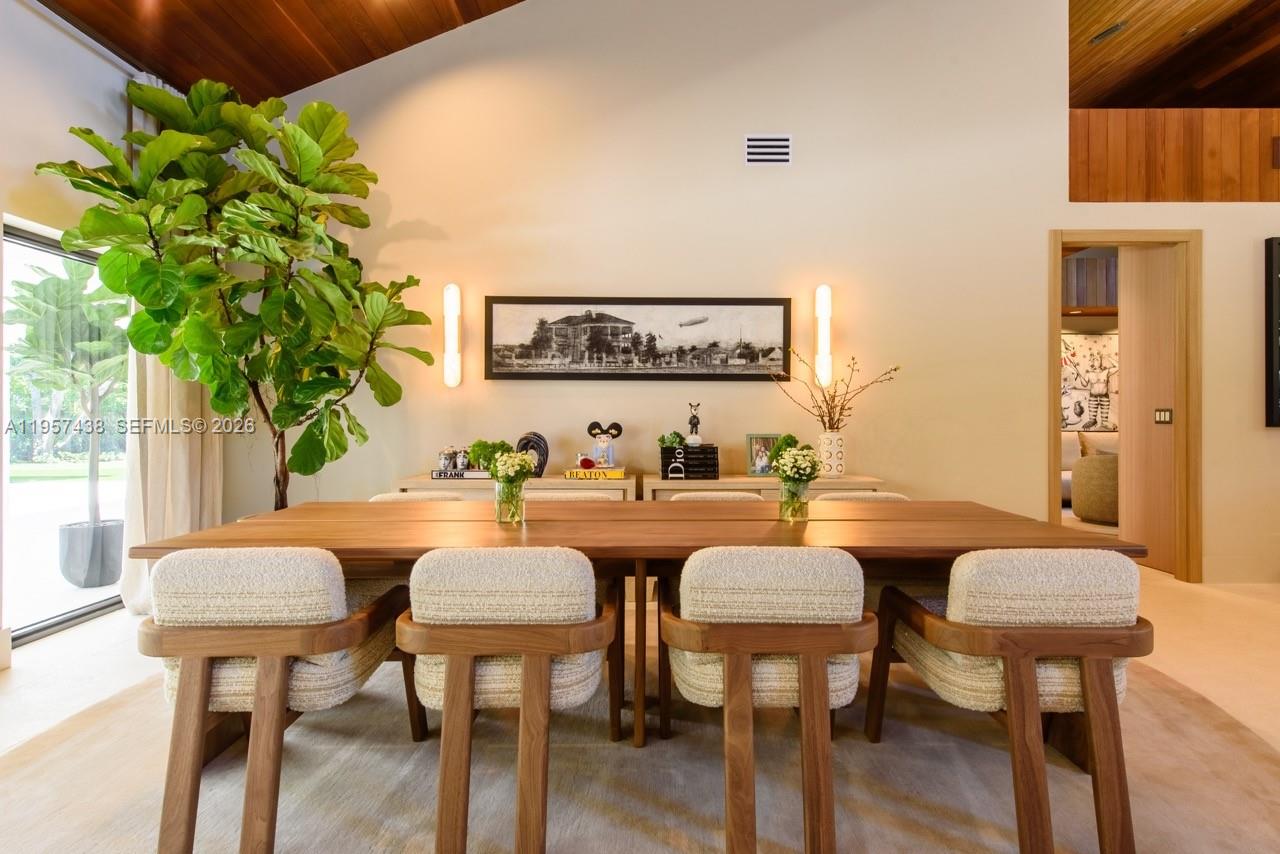 5902 SW 105th St Pinecrest, FL 33156