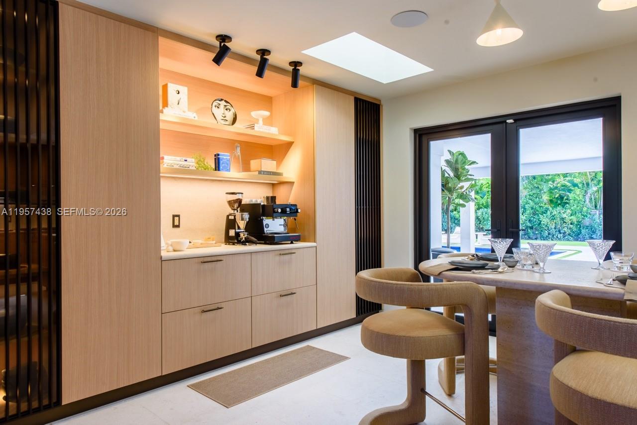 5902 SW 105th St Pinecrest, FL 33156