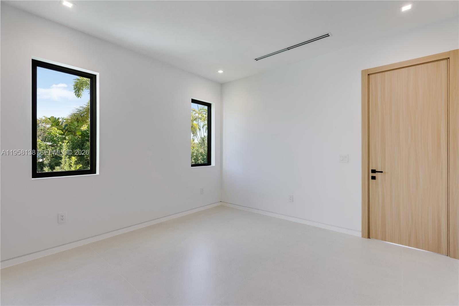 11000 SW 120th St Miami, FL 33176