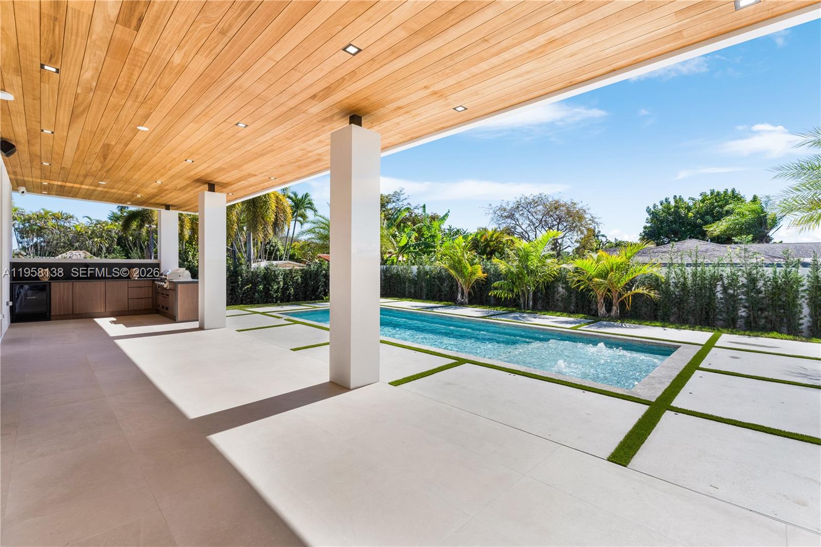 11000 SW 120th St Miami, FL 33176