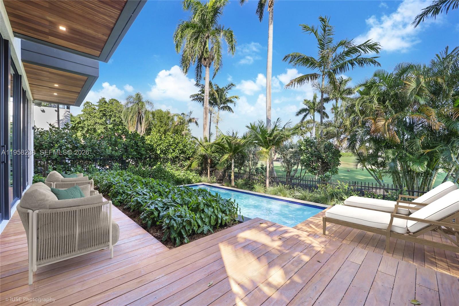 5825 Alton Rd Miami Beach, FL 33140