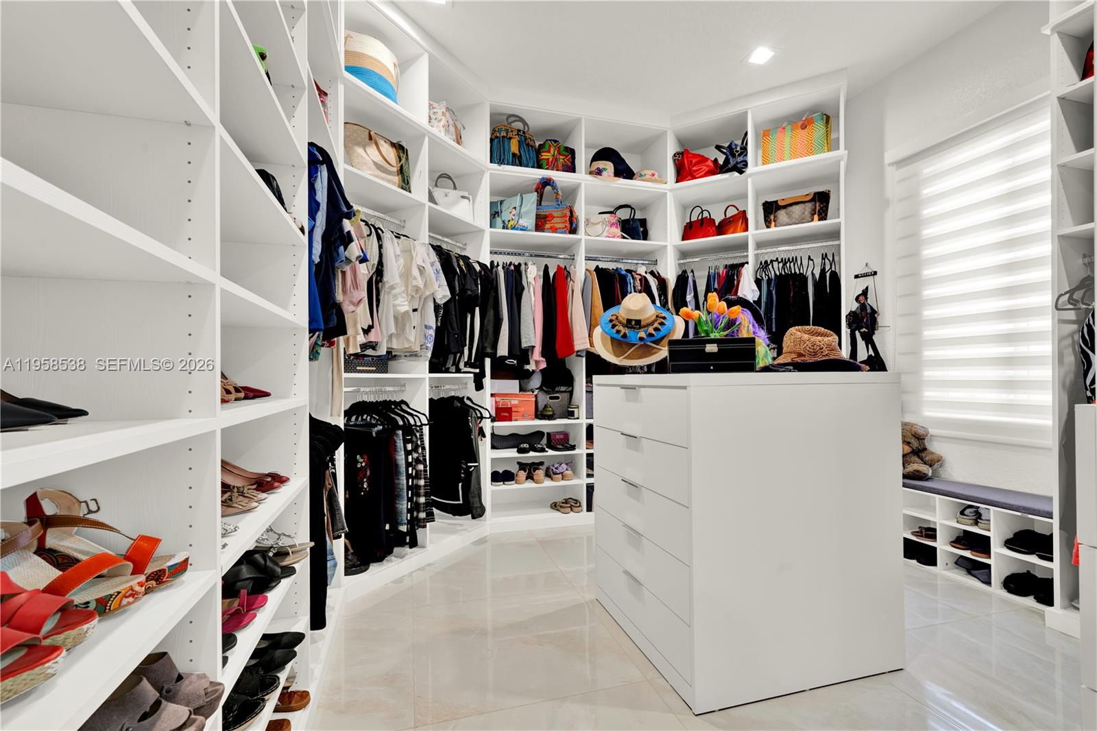 12301 NW 18th St Plantation, FL 33323