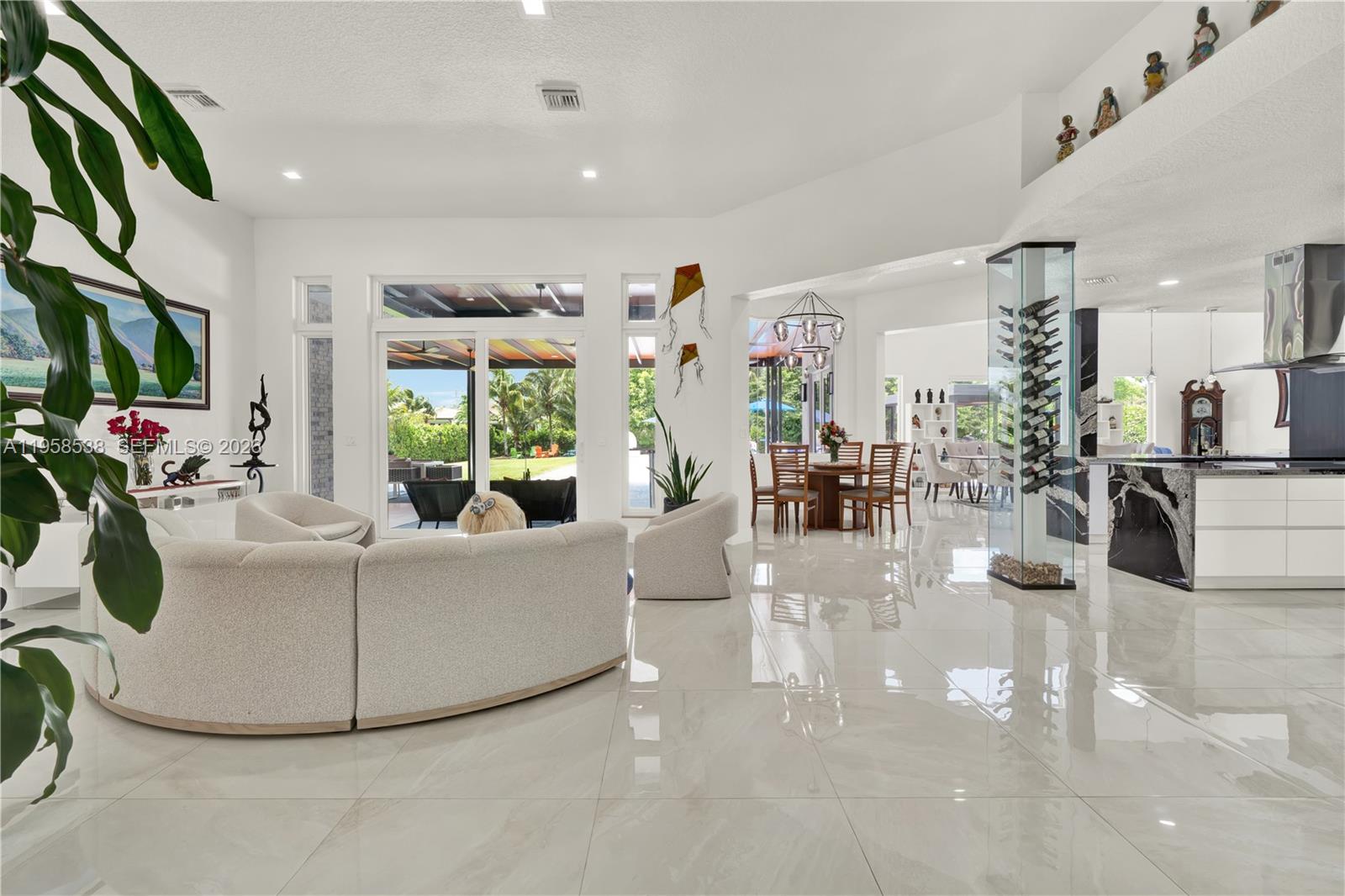 12301 NW 18th St Plantation, FL 33323