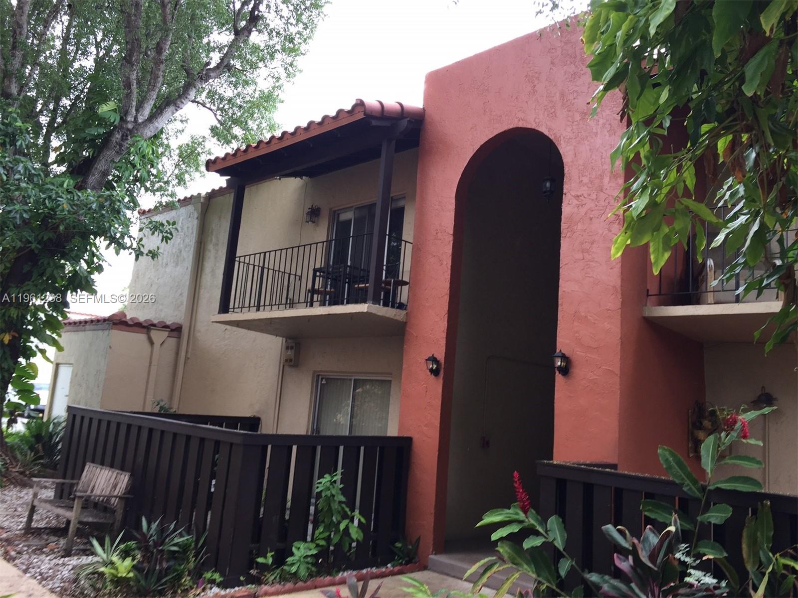 10762 N Kendall Dr #I-9