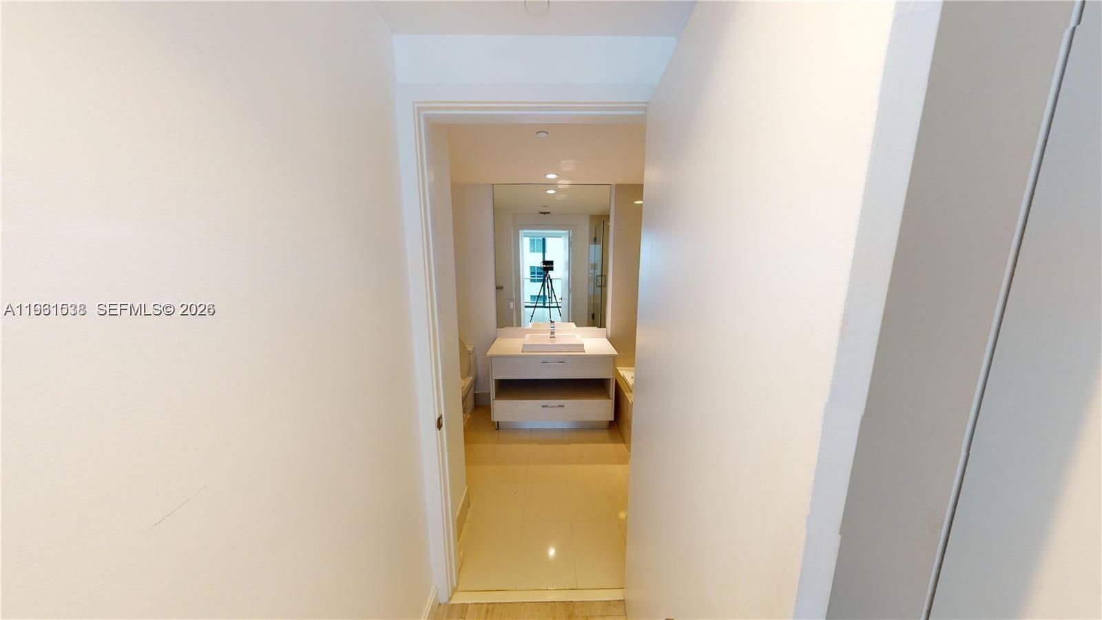 image Brickell Heights West11