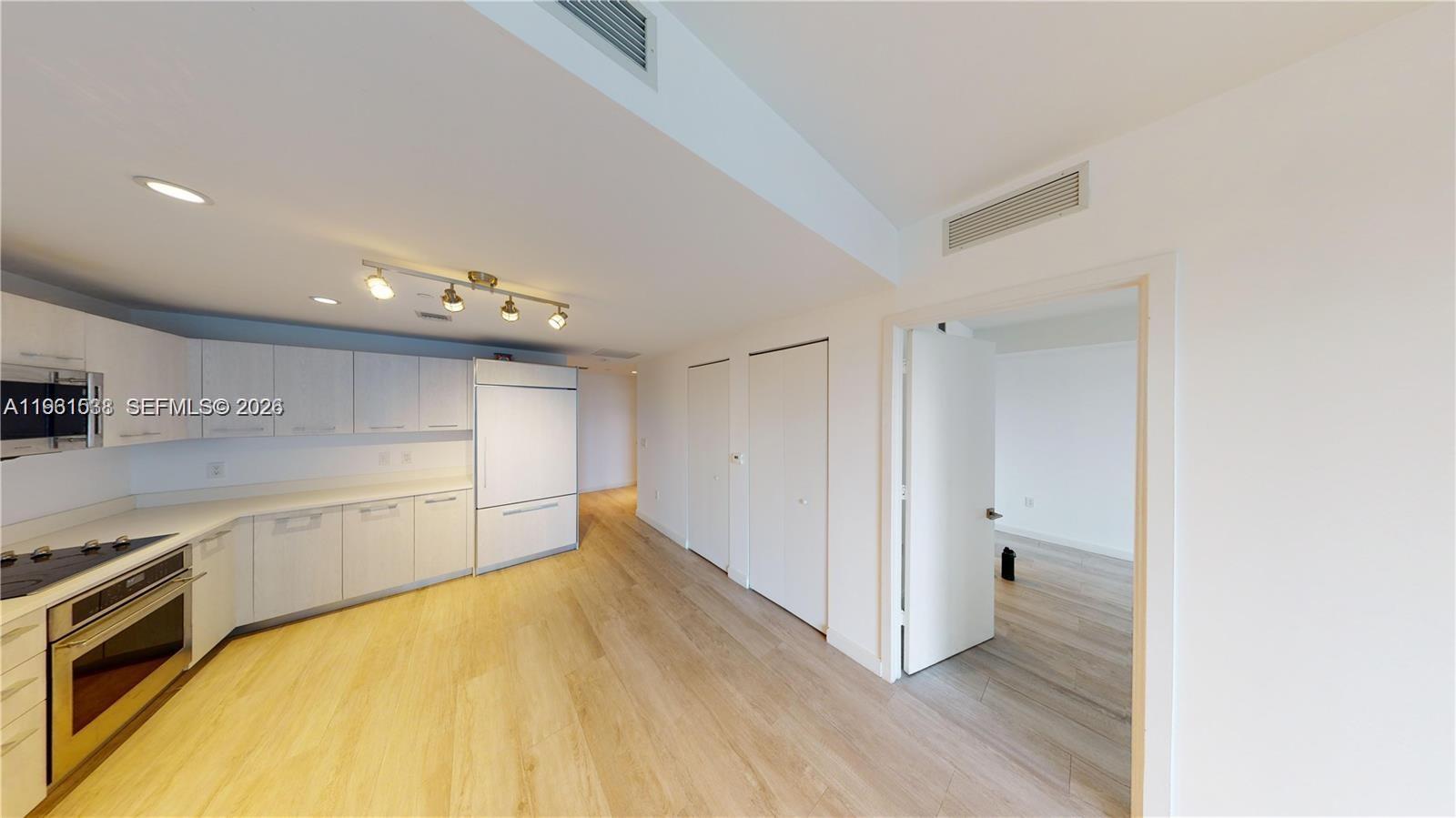 image Brickell Heights West6