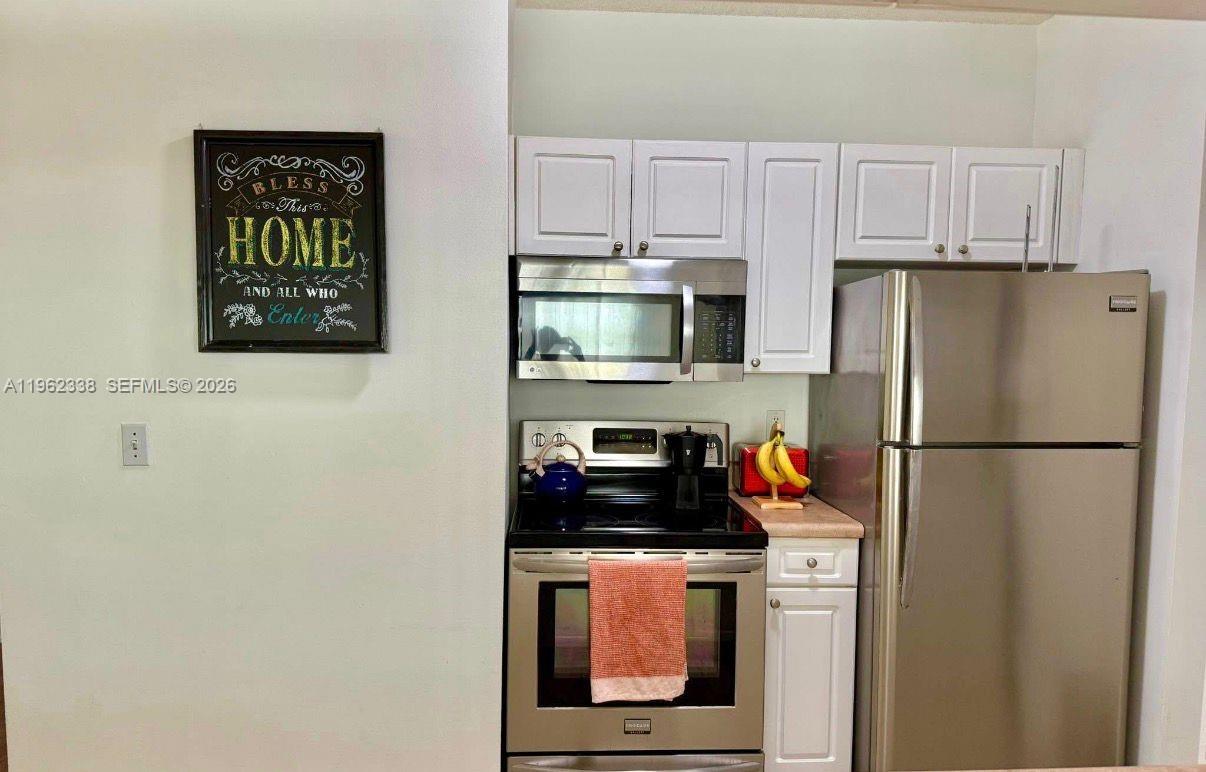 image Porto Bellagio Condo1