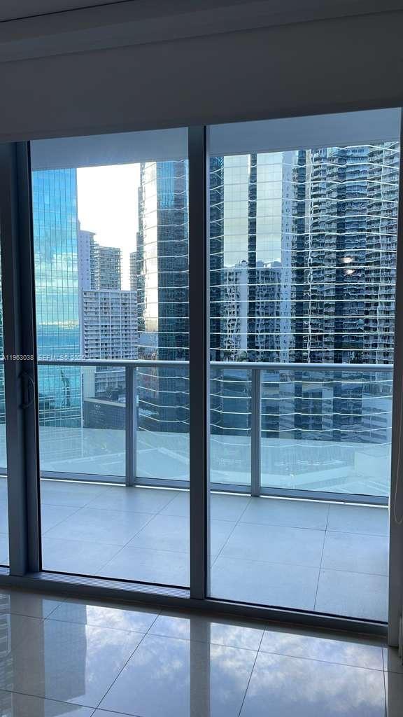 image Brickell House46