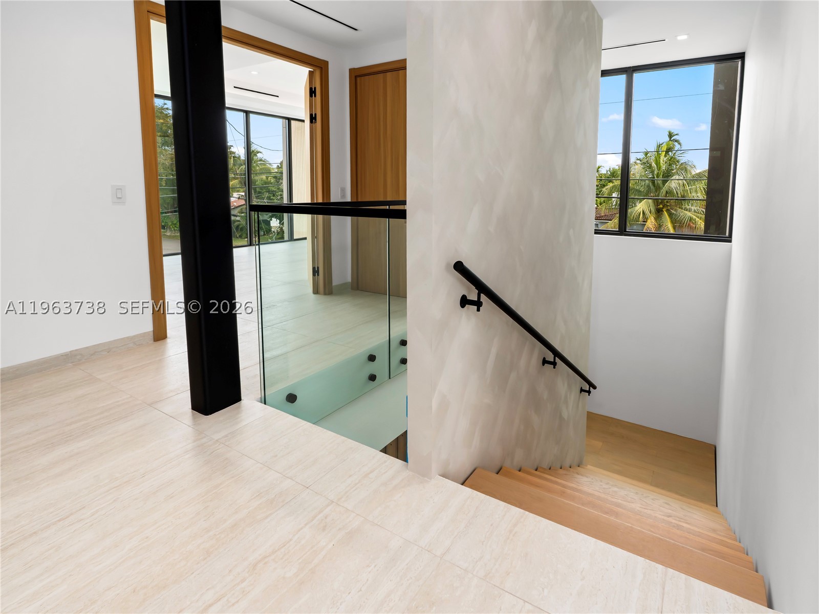 4401 SW 14th St Miami, FL 33134