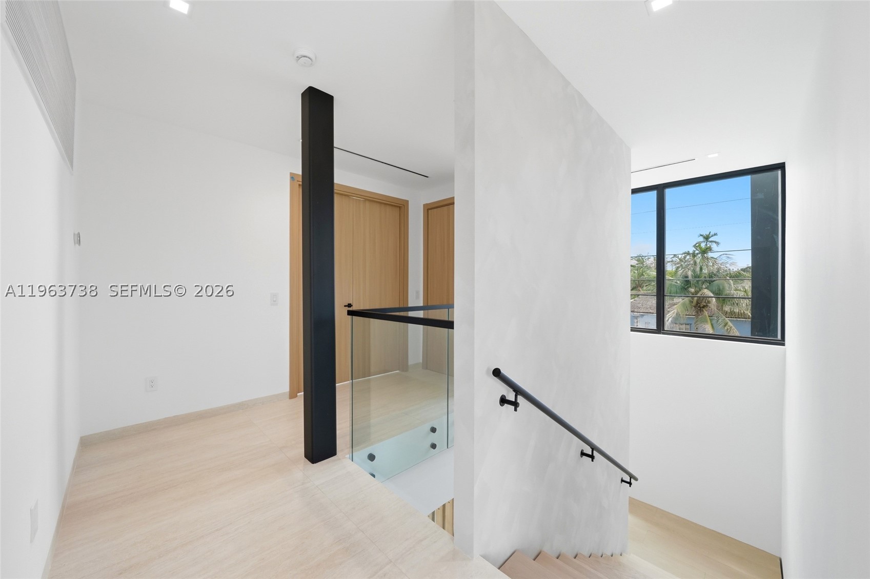 4401 SW 14th St Miami, FL 33134