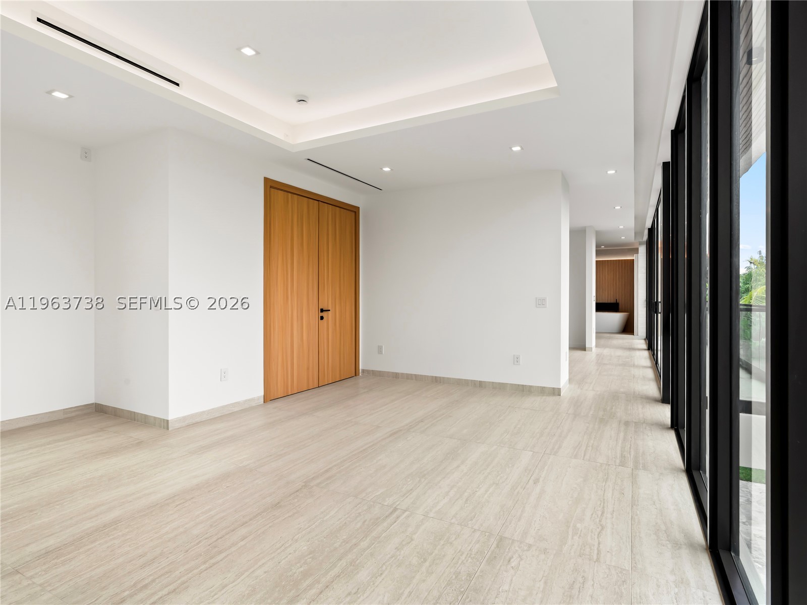 4401 SW 14th St Miami, FL 33134