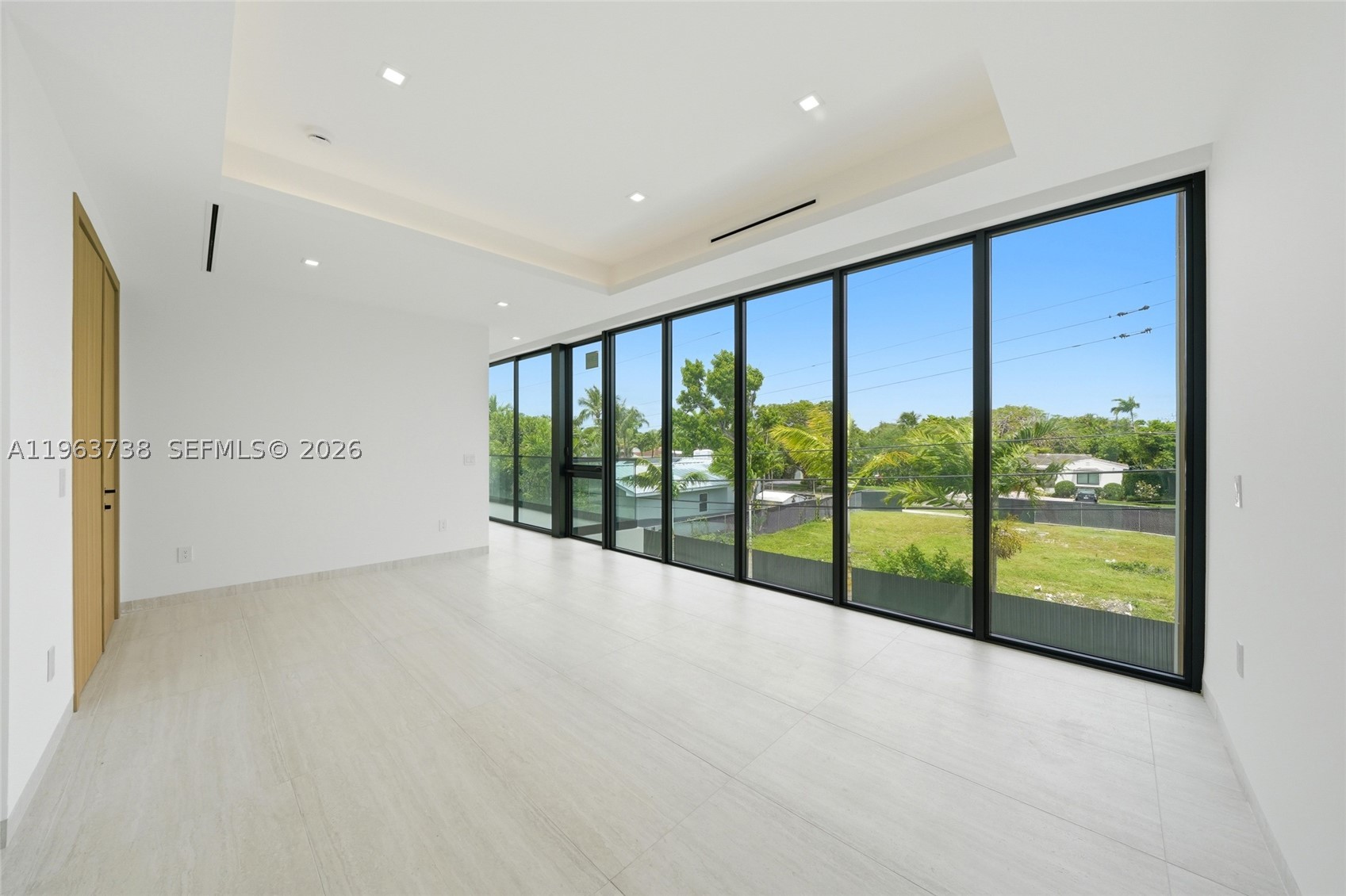 4401 SW 14th St Miami, FL 33134