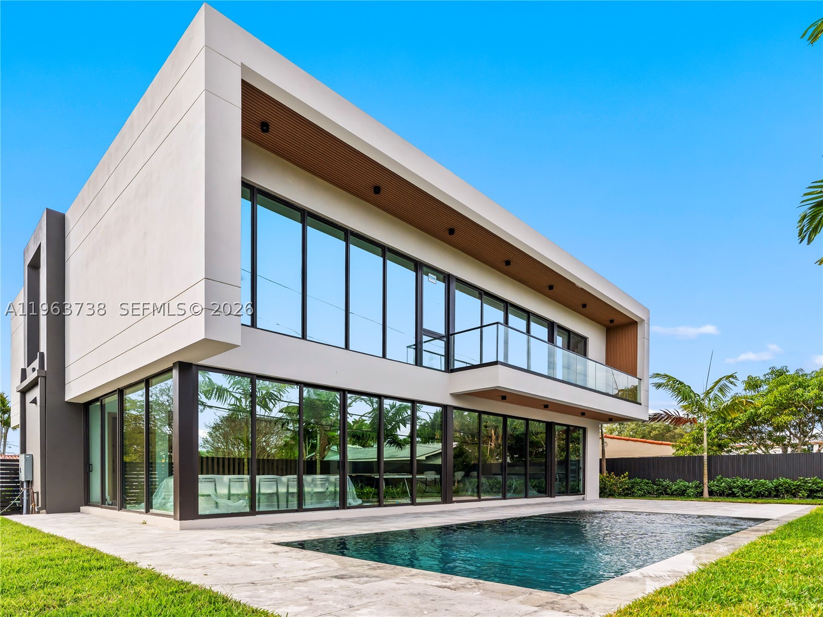 4401 SW 14th St Miami, FL 33134
