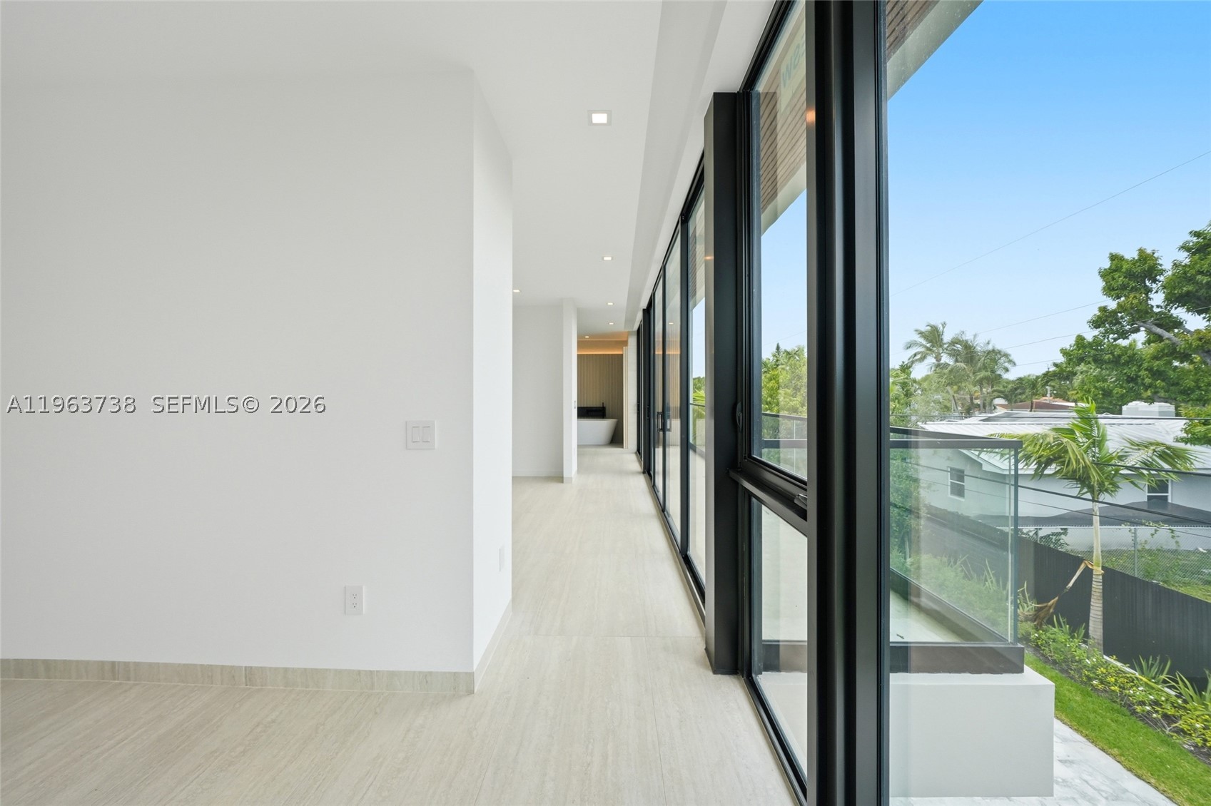4401 SW 14th St Miami, FL 33134