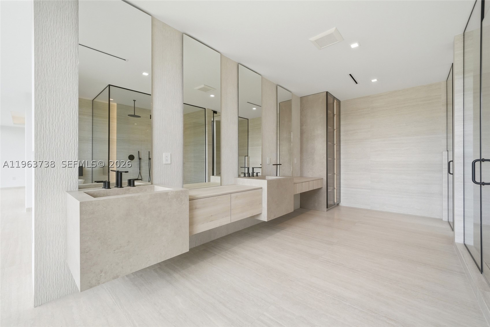 4401 SW 14th St Miami, FL 33134