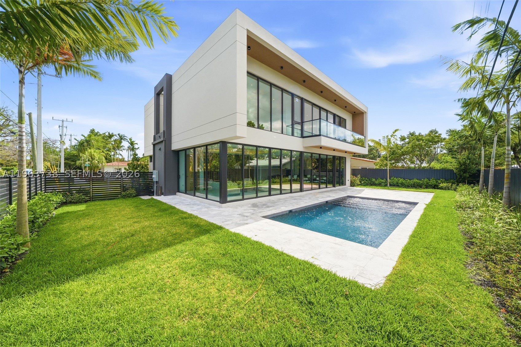 4401 SW 14th St Miami, FL 33134