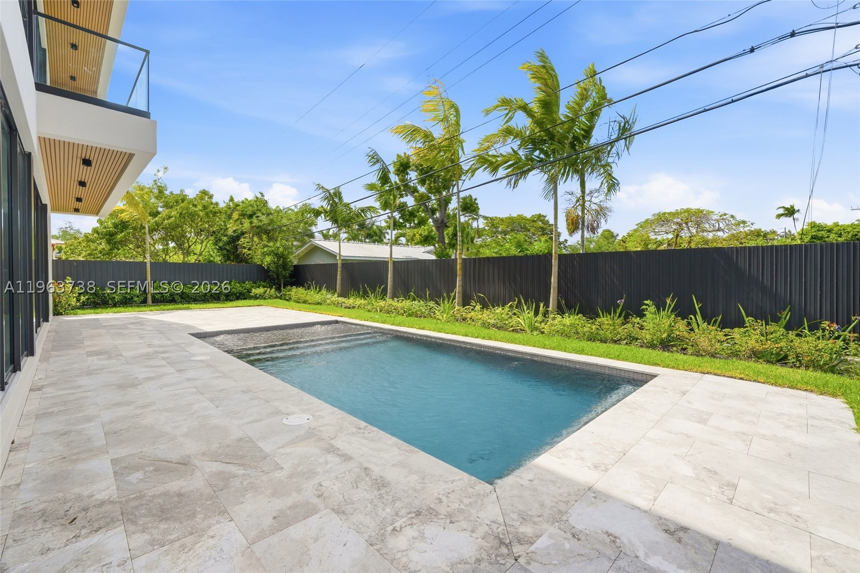 4401 SW 14th St Miami, FL 33134