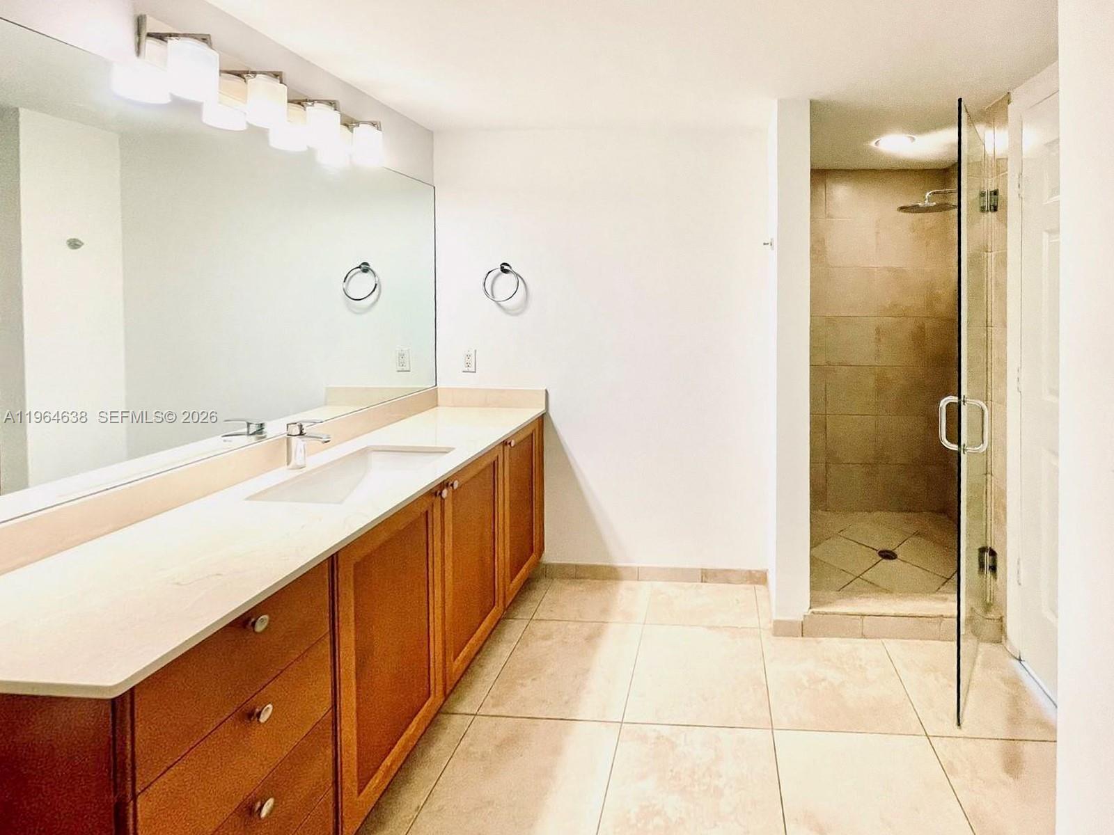 image 55 Merrick Condo10