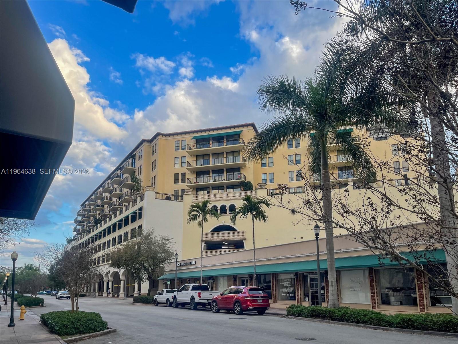 image 55 MERRICK CONDO35