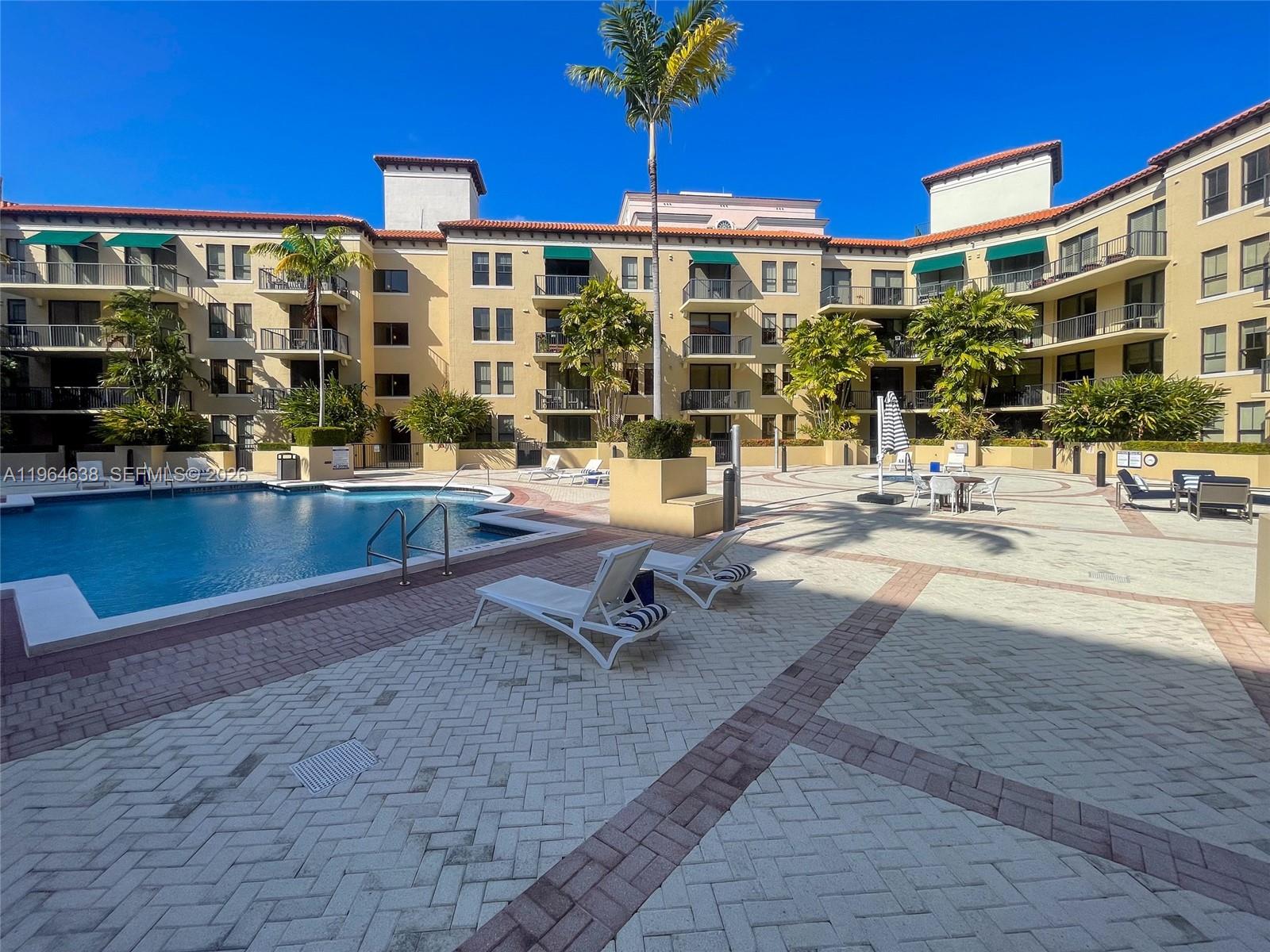 image 55 MERRICK CONDO37