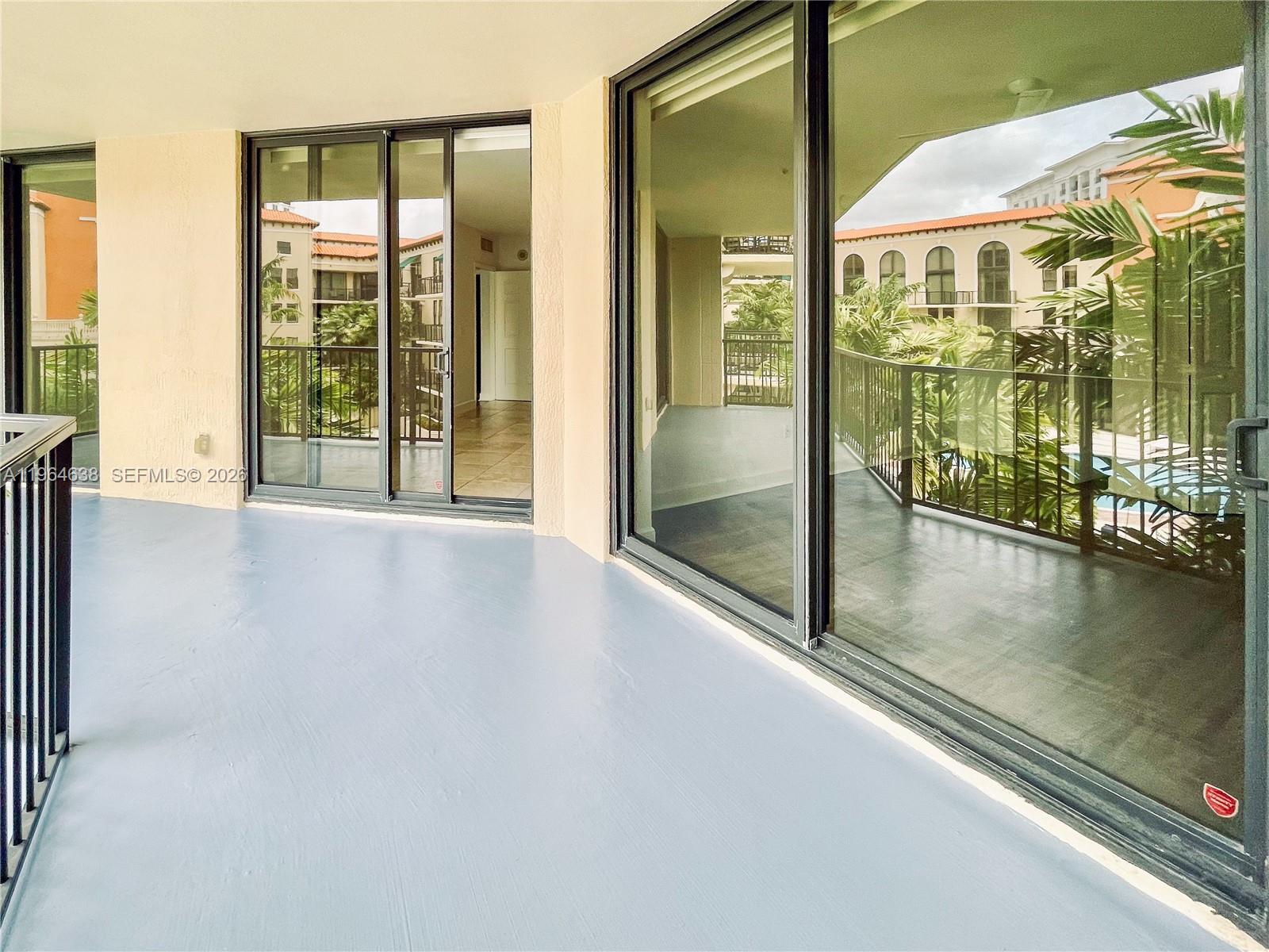 image 55 Merrick Condo4