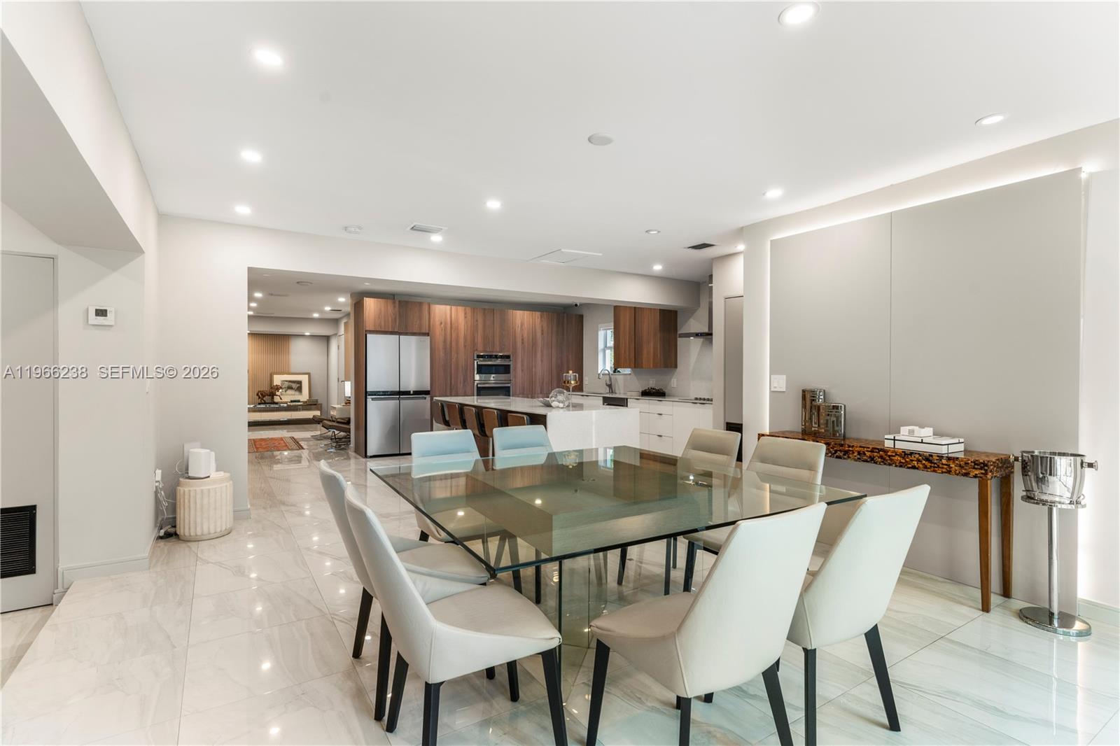 221 NE 44th St Miami, FL 33137