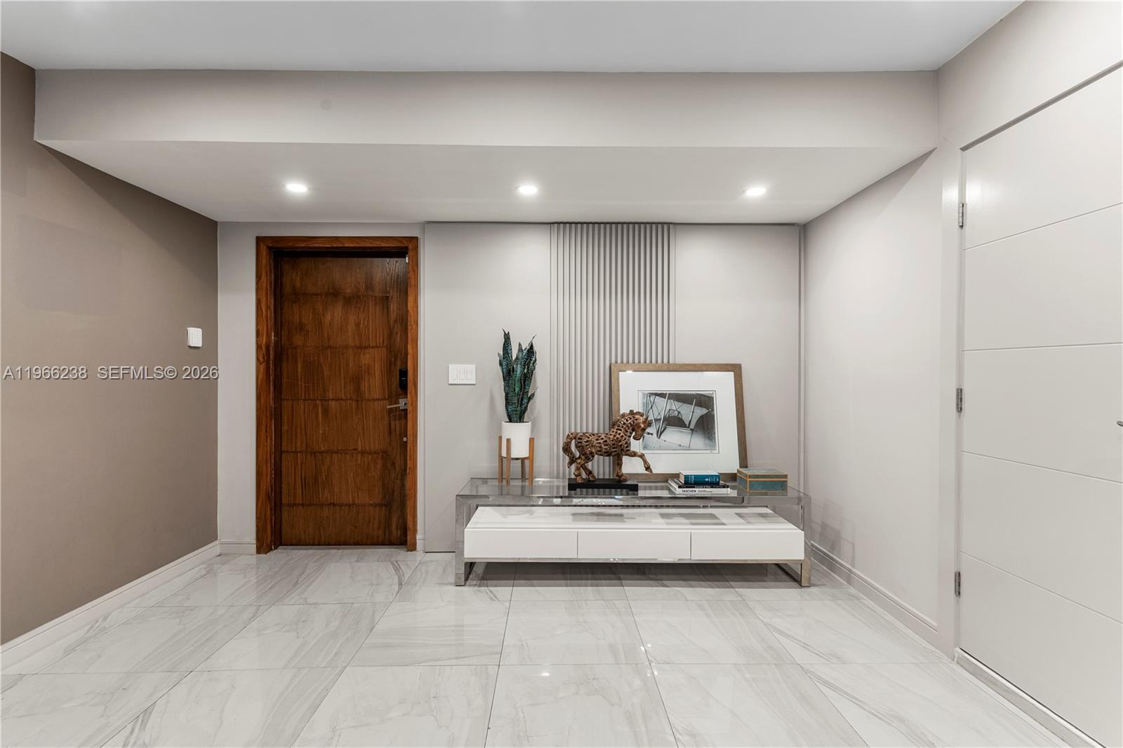 221 NE 44th St Miami, FL 33137