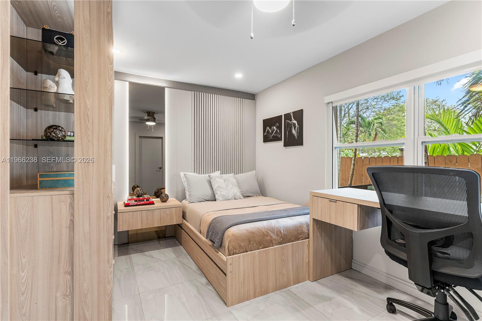 221 NE 44th St Miami, FL 33137