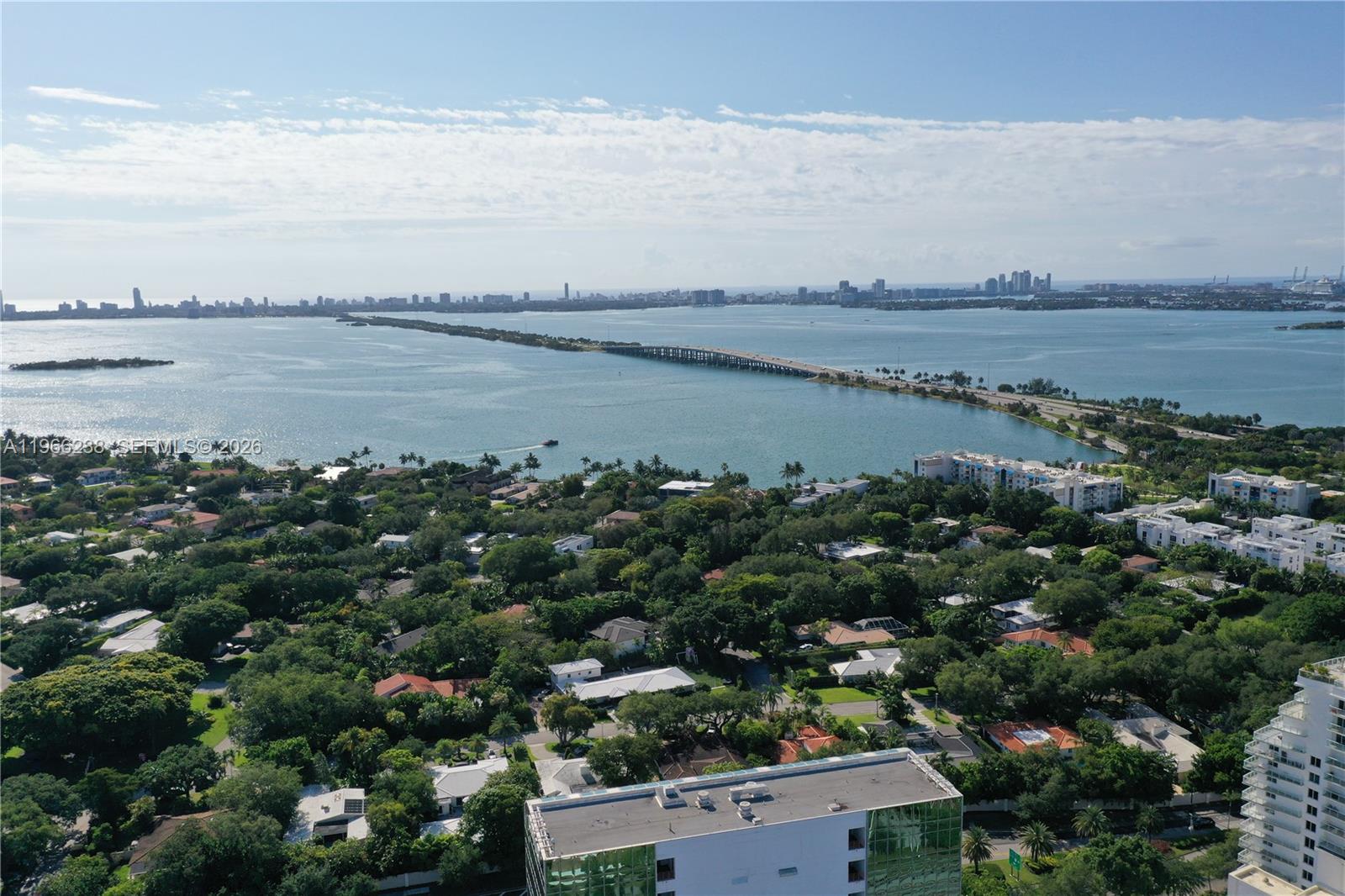 221 NE 44th St Miami, FL 33137