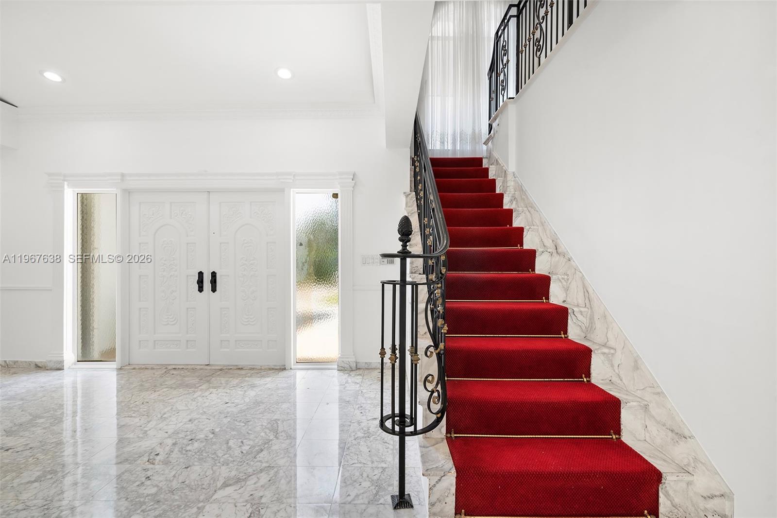 465 Golden Bch Dr Golden Beach, FL 33160