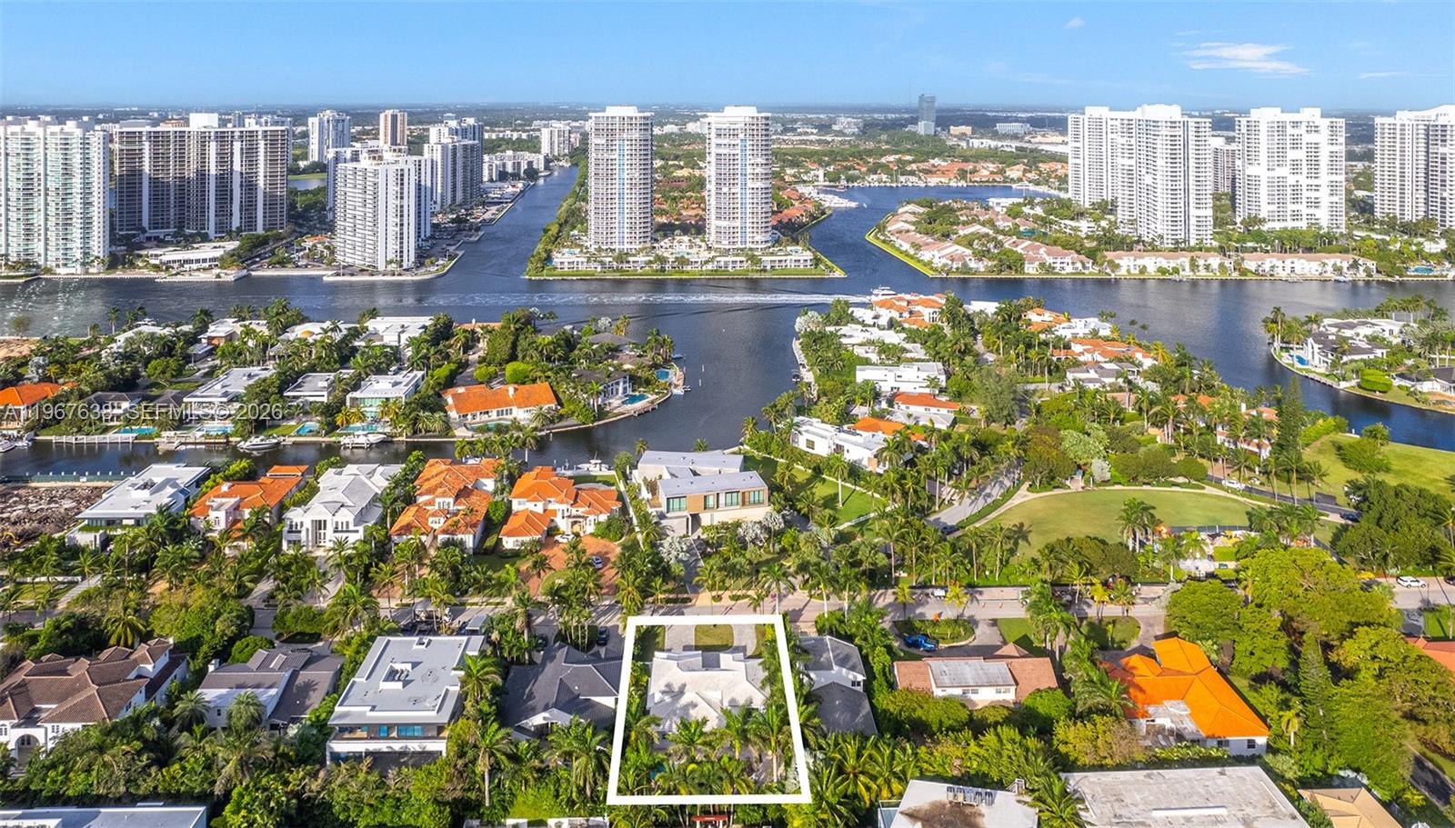 465 Golden Bch Dr Golden Beach, FL 33160