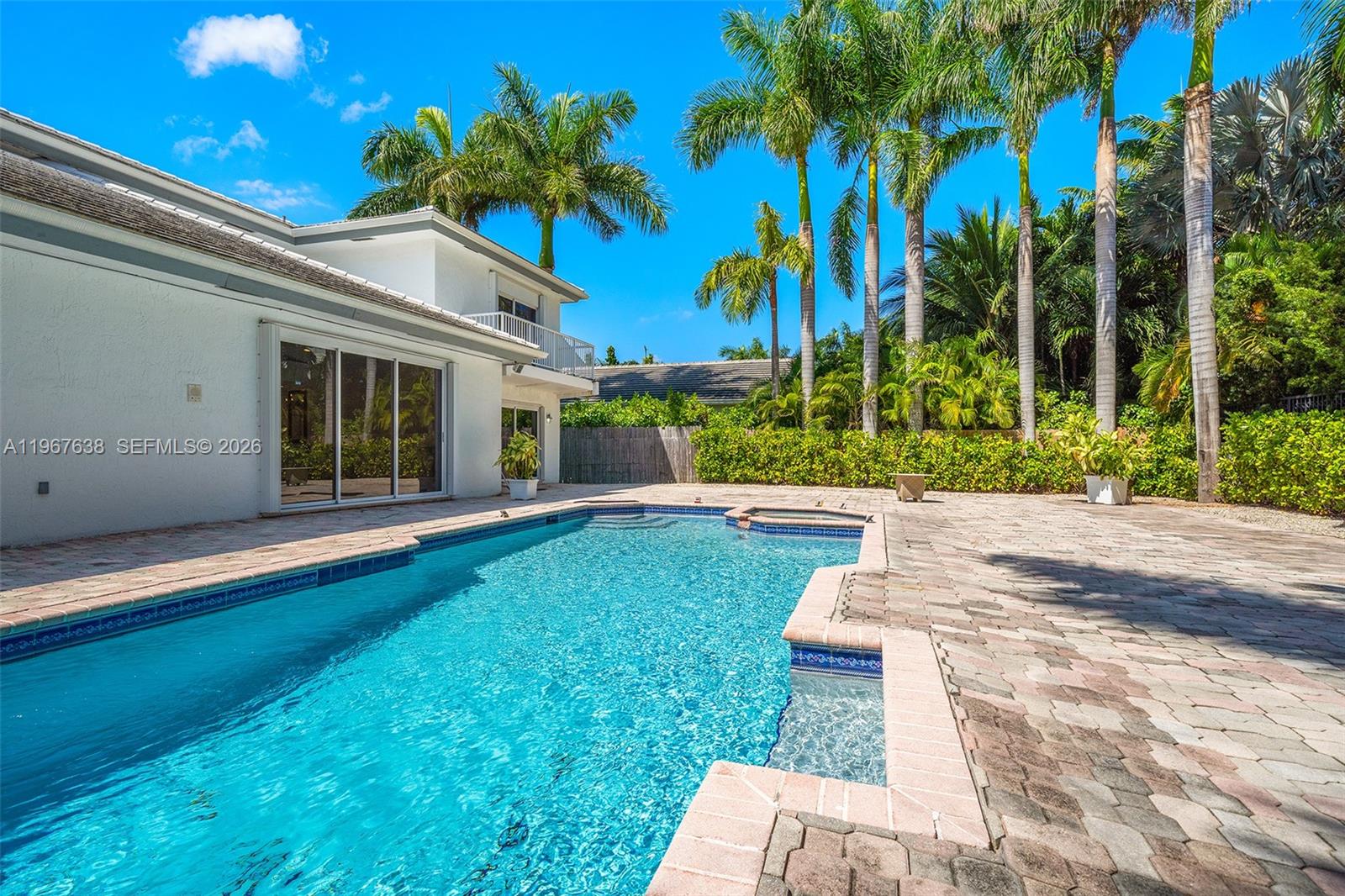 465 Golden Bch Dr Golden Beach, FL 33160