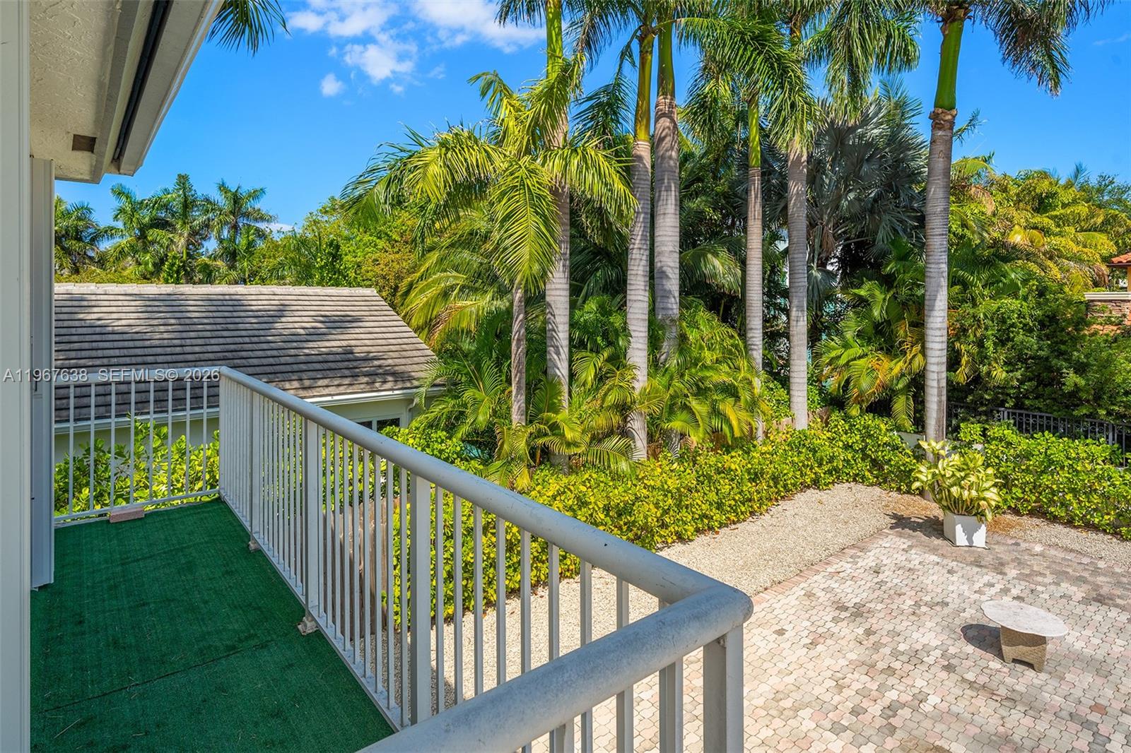 465 Golden Bch Dr Golden Beach, FL 33160