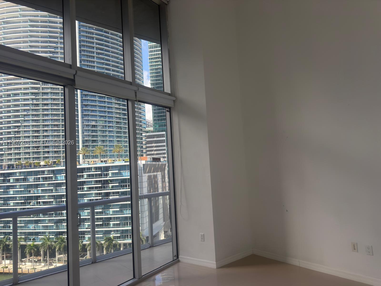 image Icon Brickell I7