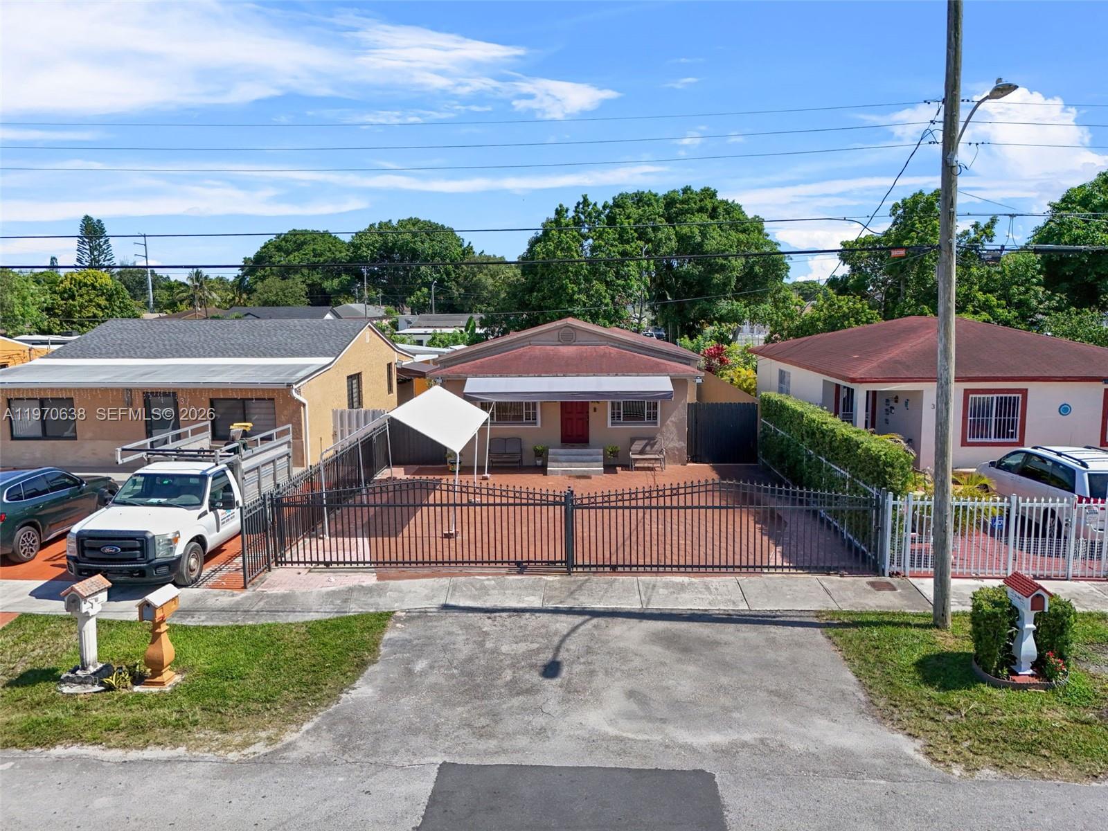 3140 NW 59th St Miami, FL 33142