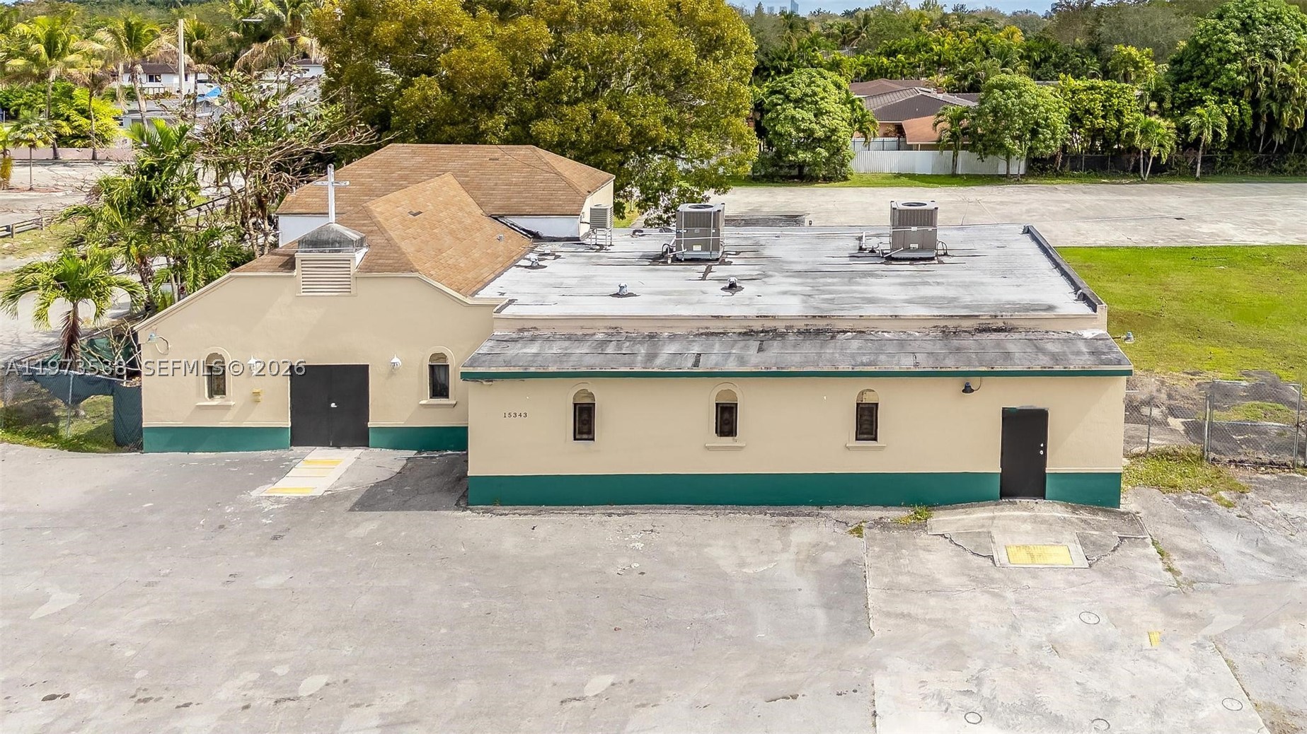15343 NW 2nd Ave Miami, FL 33169