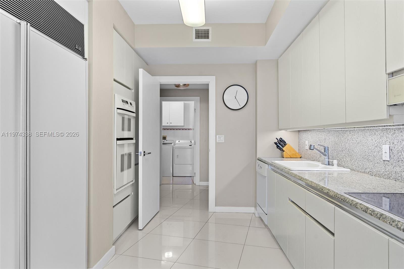 9601 Collins Ave #1208 Bal Harbour, FL 33154