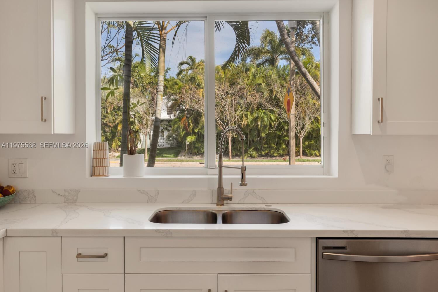 7630 NE 8th Ave Miami, FL 33138